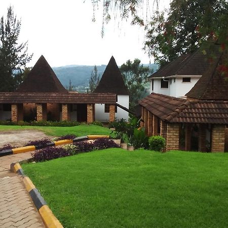 White Horse Inn Kabale Exterior foto